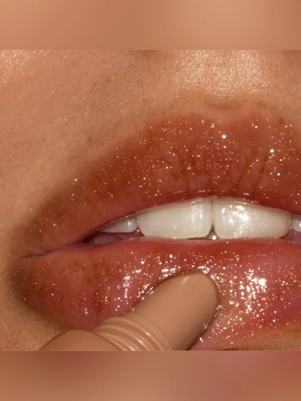 rhode x Alexandra Leclerc Peptide Lip Tint in Sweet Apple